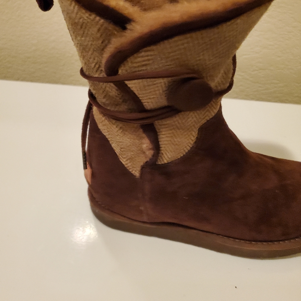 Ugg boots - Picture 3 of 11
